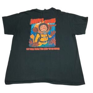 Muff’s Diving School Graphic T Shirt Funny Scuba Diver Tee Black Mens L
